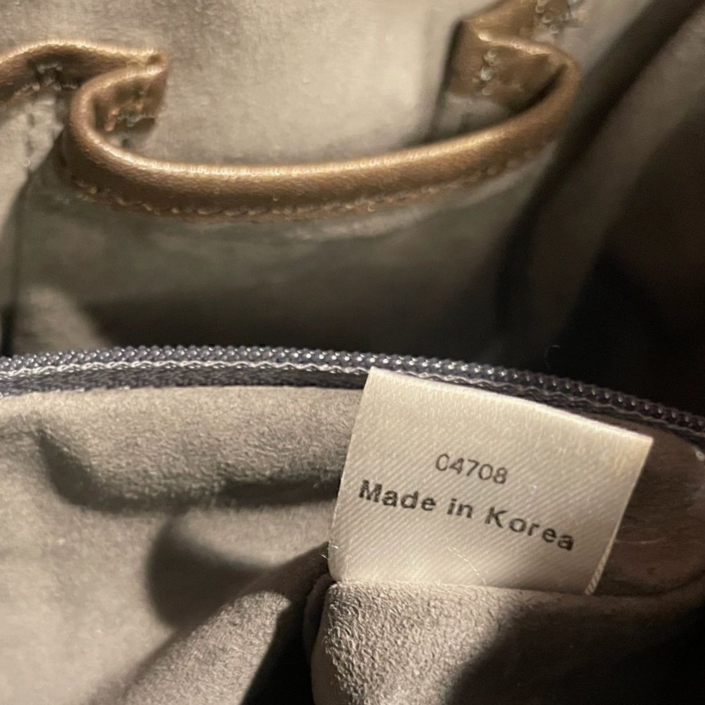 MCM Visetos Python Lion Princess Boston Top Handle Bag - Picture 13 of 13